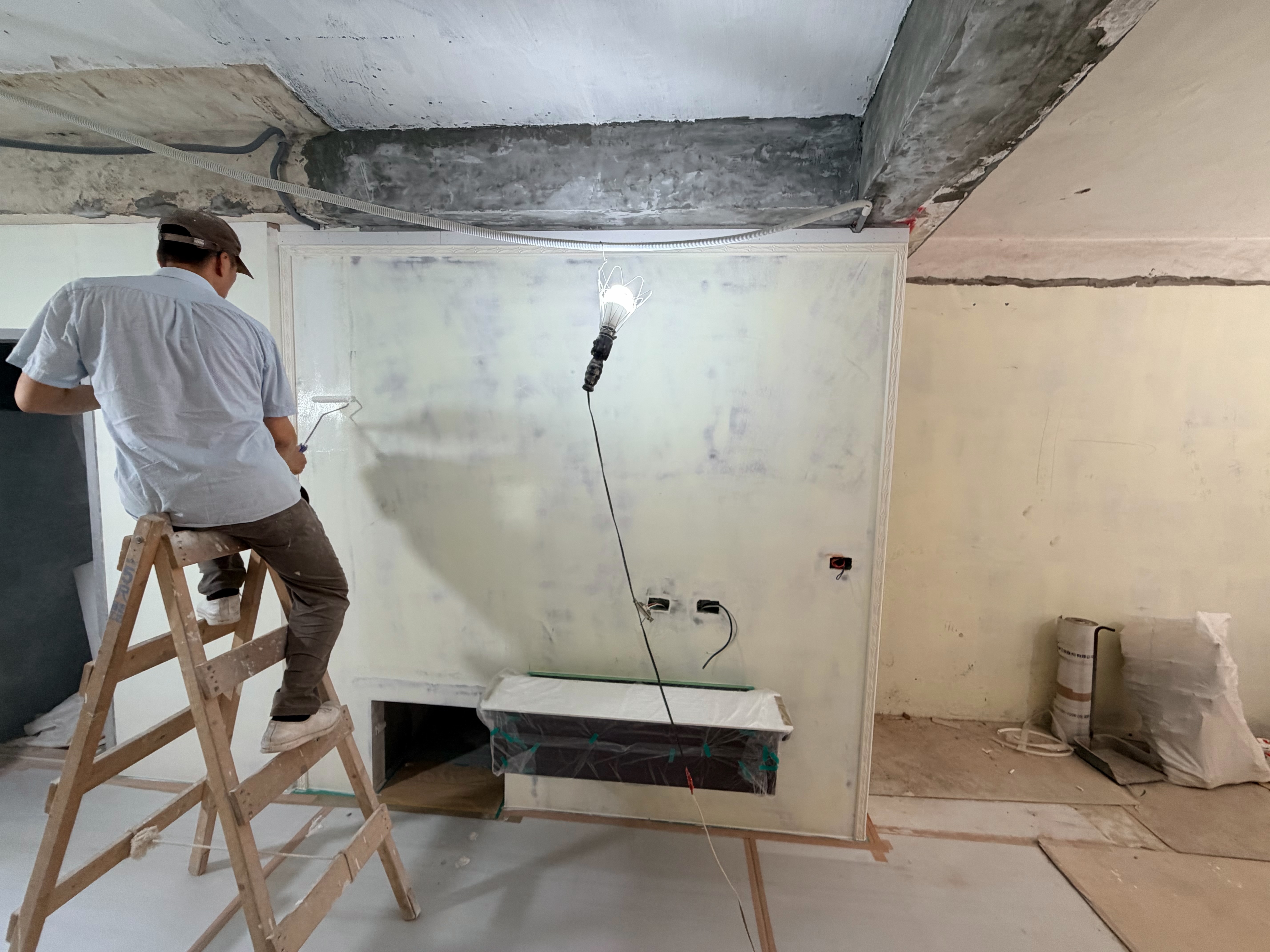 桃園電視牆臻彩雲絨漆